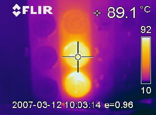 gelockerte Schraubverbindungen, Unsymmetrien, auch falsche Sicherungsgr��en sorgen f�r Temperaturerh�hungen 